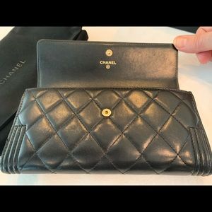 Chanel Wallet - Excellent Condition